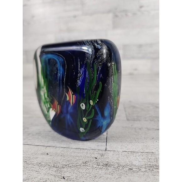 Vintage Signed ZELLIQUE STUDIO 1996 Art Glass Ocean Fish AQUARIUM PAPERWEIGHT - Picture 8 of 10